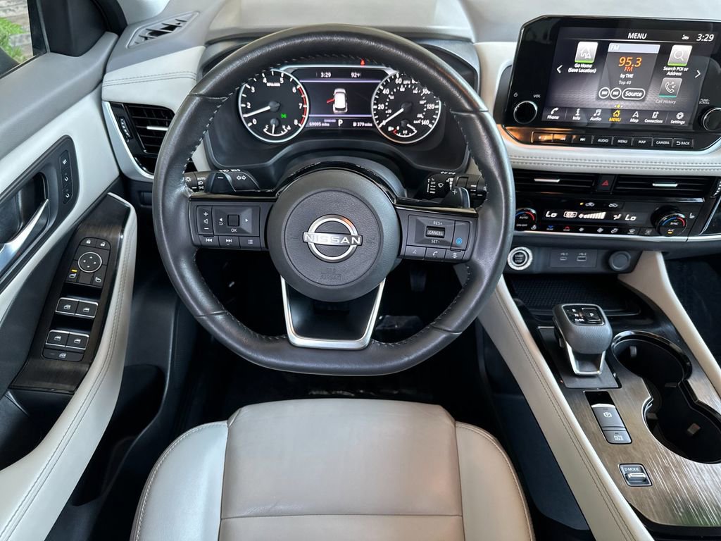 Used 2023 Nissan Rogue SL w/ SL Premium Package FWD image 13