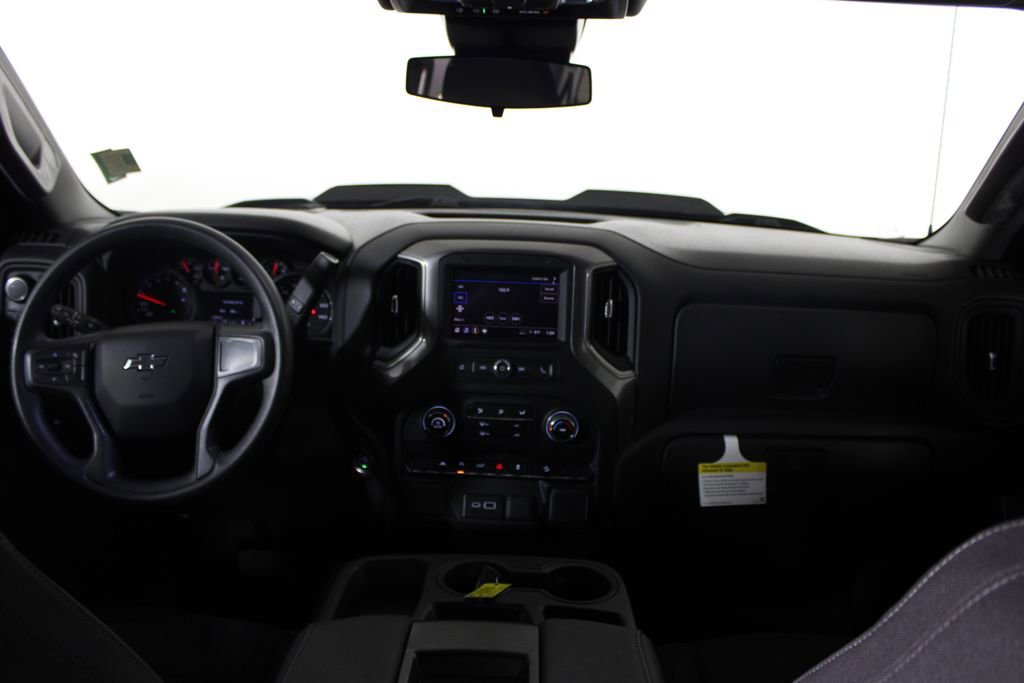 Used 2025 Chevrolet Silverado 1500 Custom Trail Boss w/ LPO, Dark Essentials Package image 13