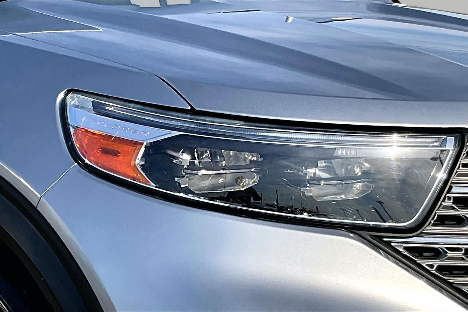 Certified 2020 Ford Explorer Limited AWD/4WD image 25