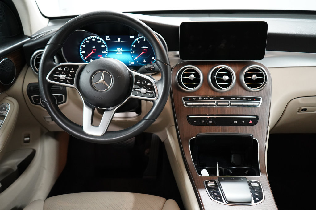 Used 2022 Mercedes-Benz GLC 300 4MATIC w/ Premium Package Lite image 13