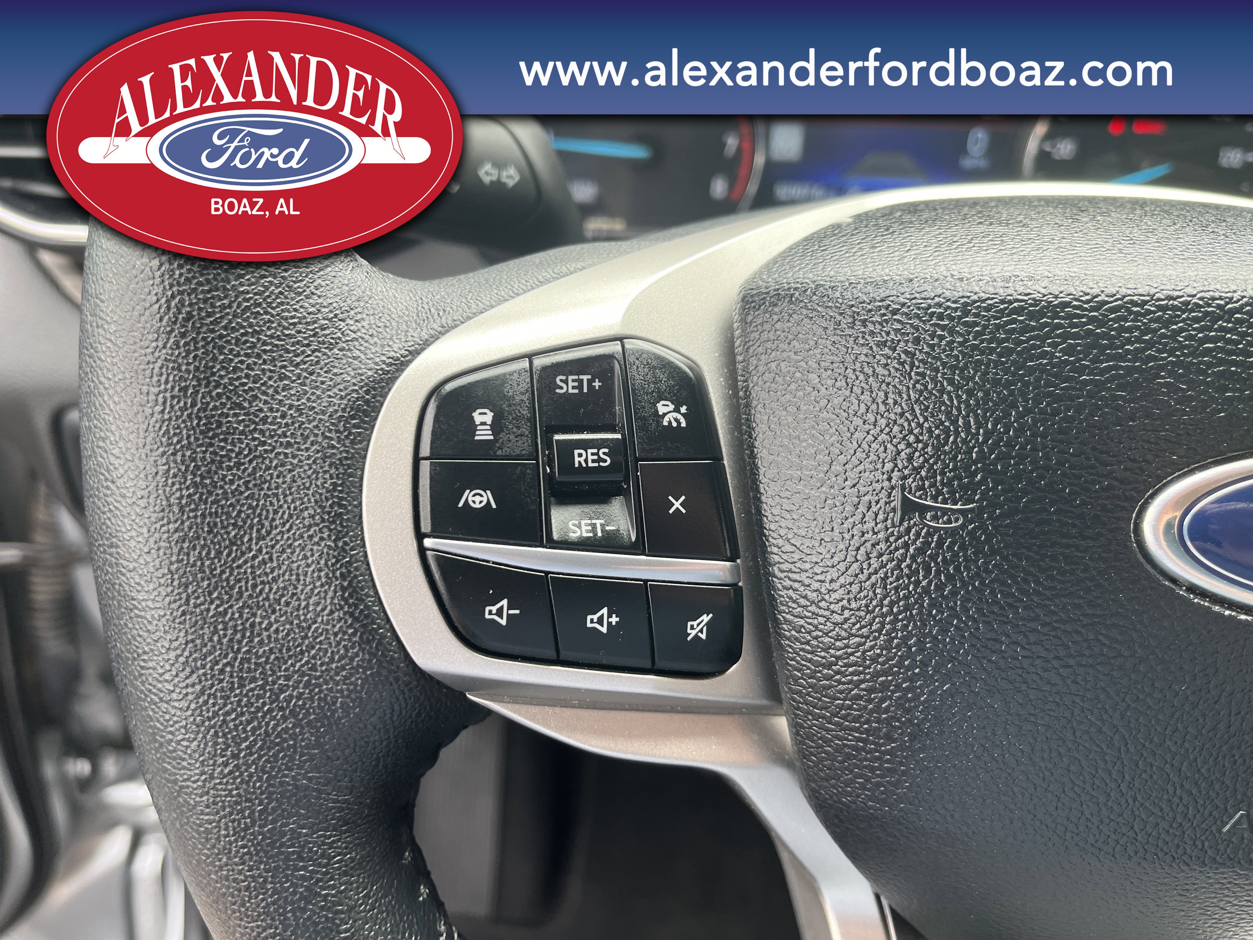 Certified 2024 Ford Explorer Limited image 24