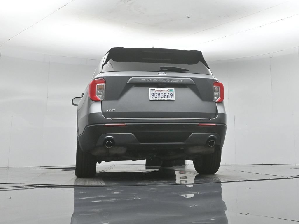 Certified 2023 Ford Explorer XLT w/ Equipment Group 202A RWD image 55