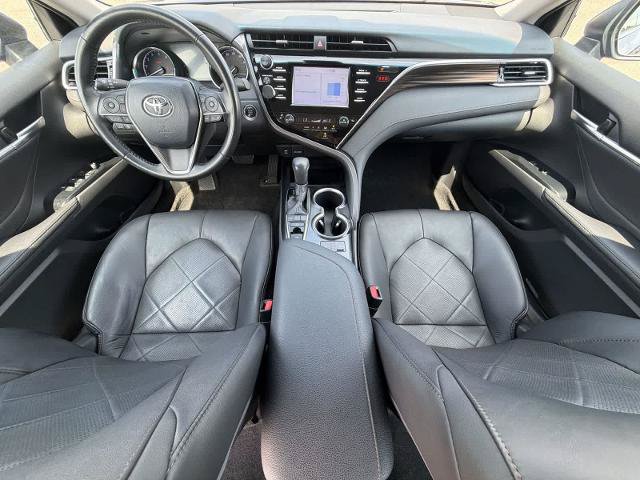 Used 2018 Toyota Camry XLE FWD image 15