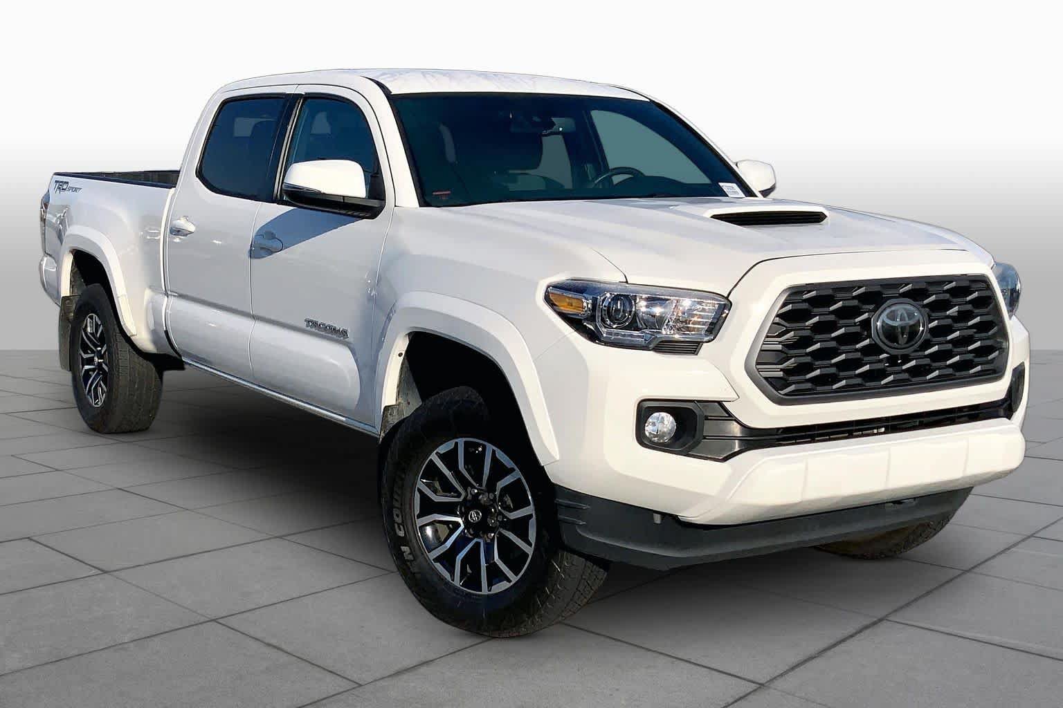 Used 2021 Toyota Tacoma TRD Sport RWD image 2