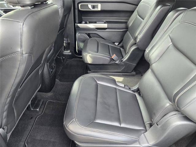 Certified 2023 Ford Explorer XLT w/ Equipment Group 202A RWD image 27