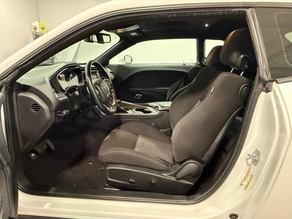 Used 2020 Dodge Challenger R/T image 12