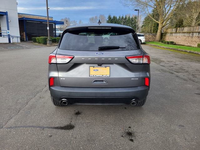 Certified 2022 Ford Escape SE w/ SE Sport Appearance Package image 5