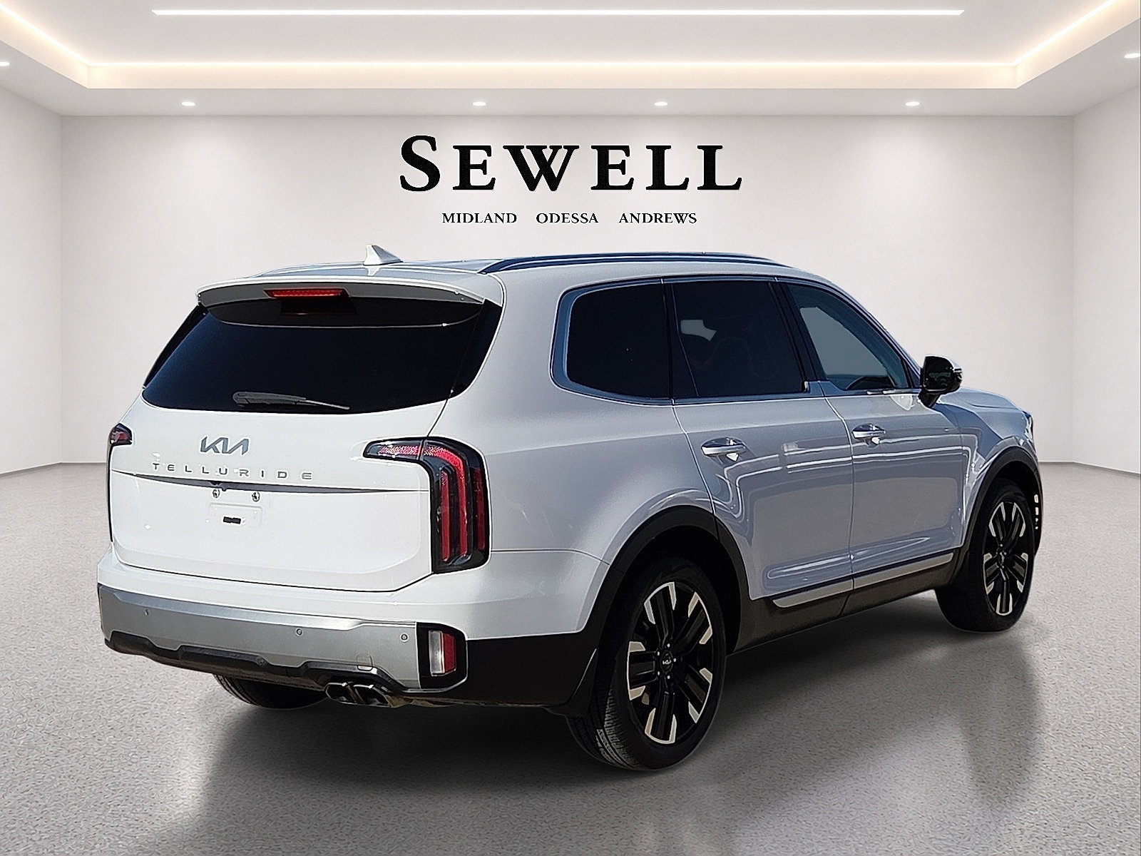 Used 2024 Kia Telluride SX FWD image 4