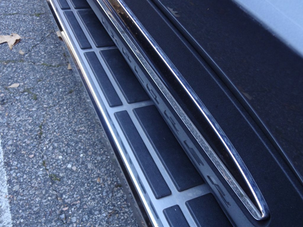 Certified 2025 Ford Explorer Active image 17