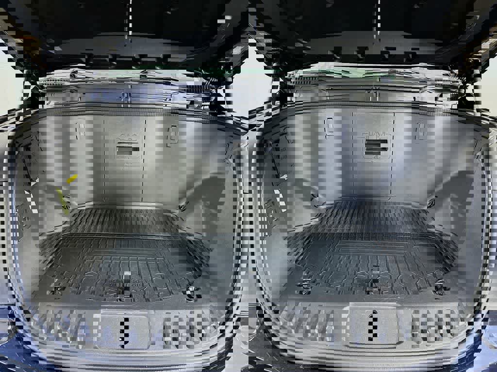 Certified 2023 Ford F150 Lightning XLT image 12