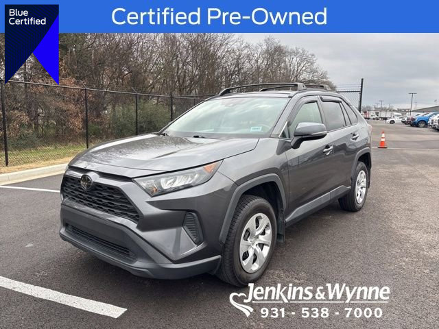 Used 2021 Toyota RAV4 LE image 1