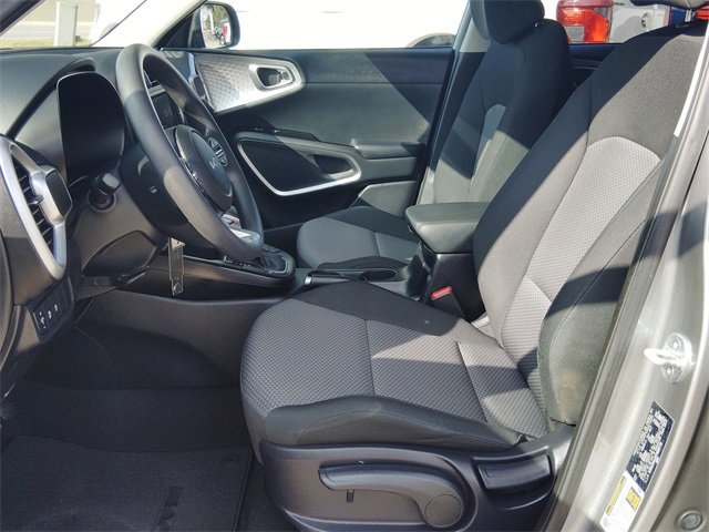 Used 2023 Kia Soul LX w/ Option Group 015 image 12