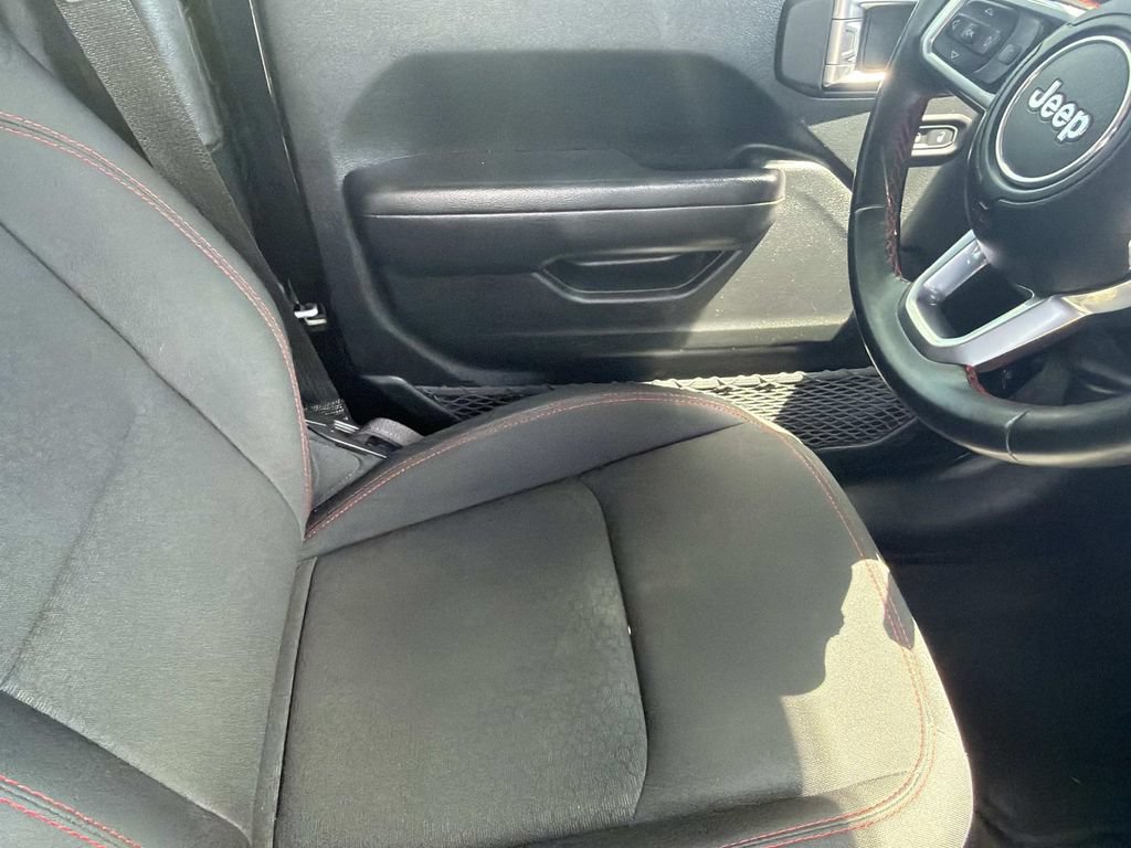 Used 2020 Jeep Wrangler Rubicon AWD/4WD image 13