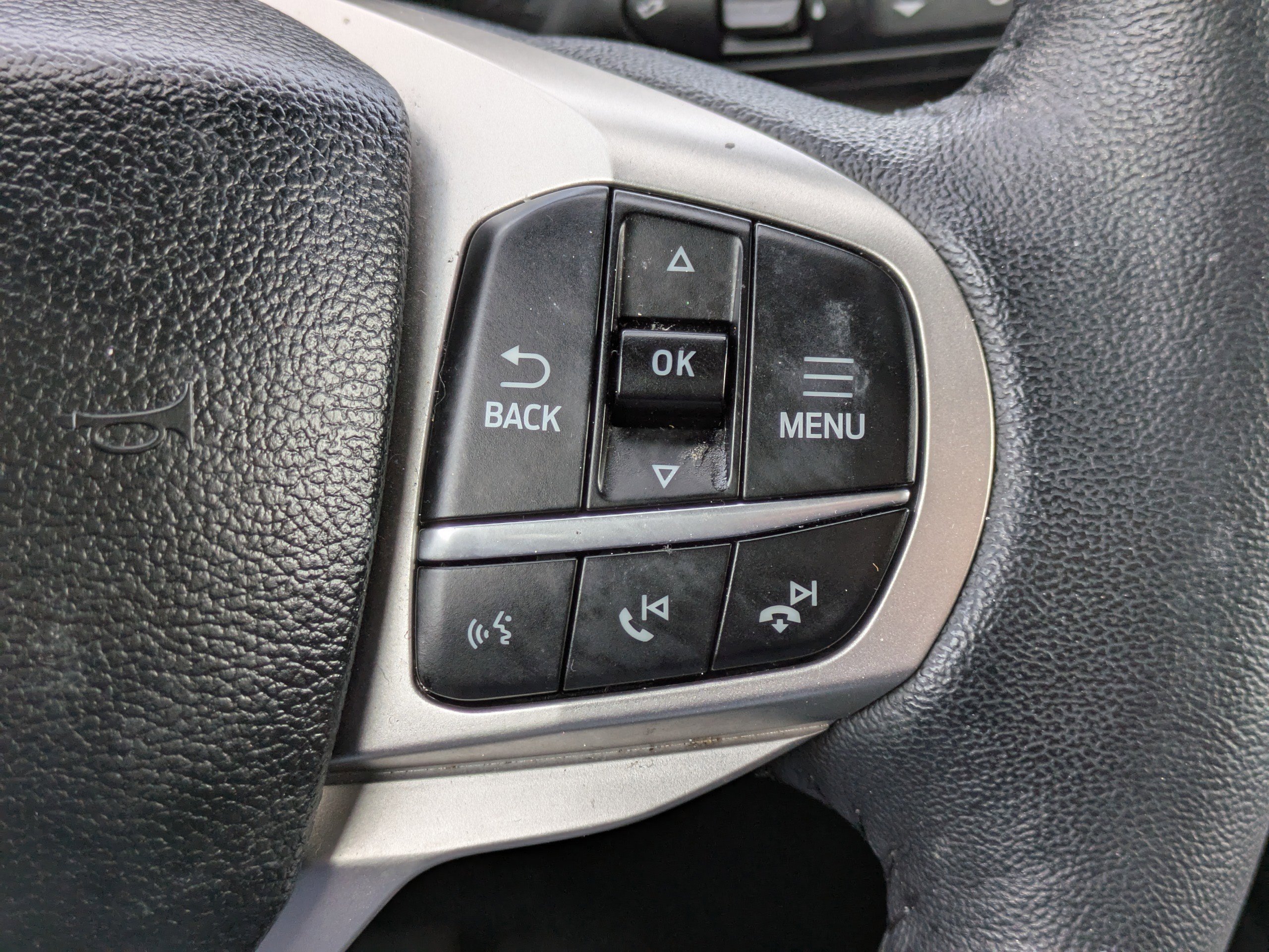 Certified 2024 Ford Explorer XLT AWD/4WD image 22