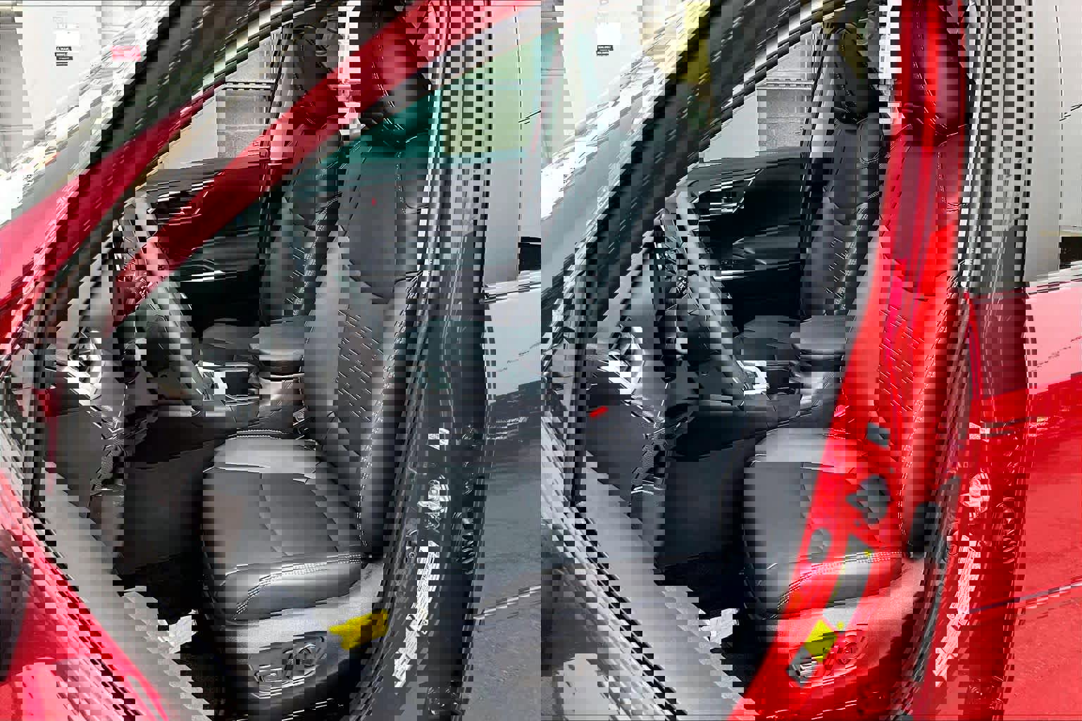 Used 2025 Toyota RAV4 XLE Premium image 11