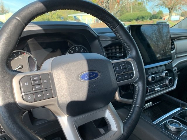 Certified 2024 Ford Expedition Max XLT image 12