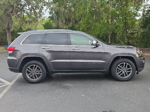 Used 2020 Jeep Grand Cherokee Limited RWD image 2