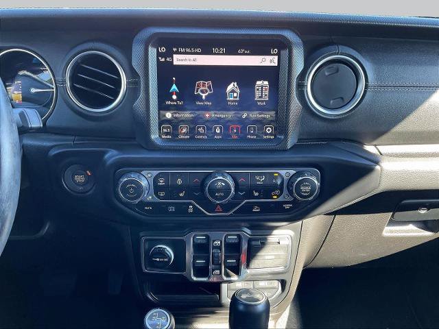 Used 2023 Jeep Wrangler Unlimited Sahara w/ Cold Weather Group AWD/4WD image 11