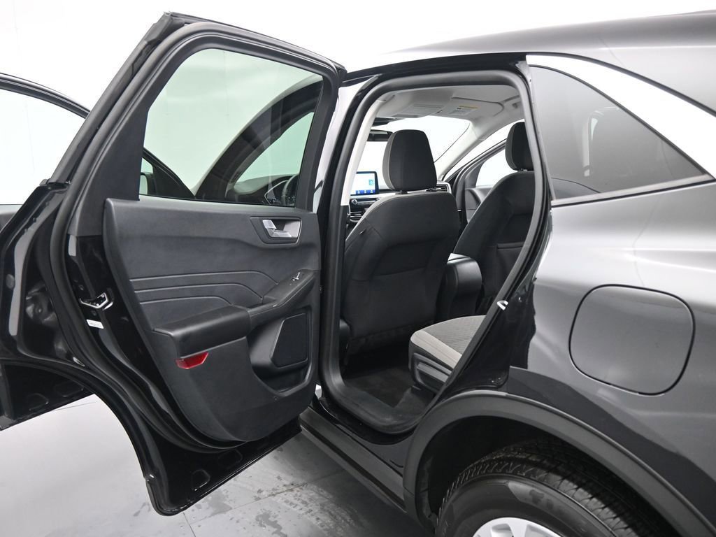 Certified 2021 Ford Escape SE image 43