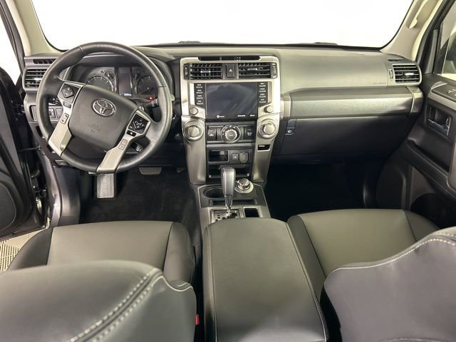 Used 2023 Toyota 4Runner SR5 Premium w/ SR5 Premium Package AWD/4WD image 15