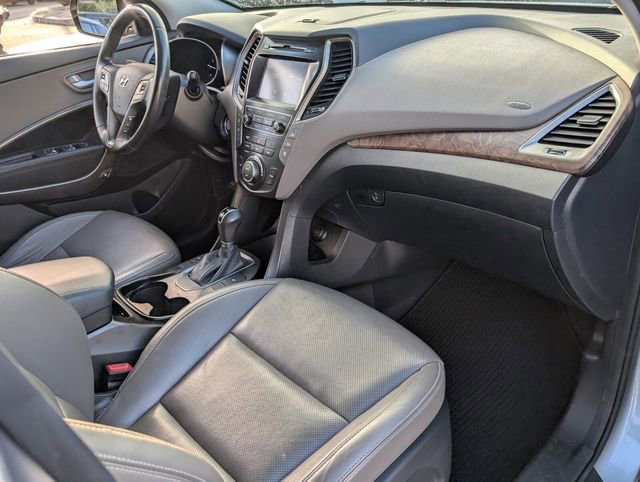 Used 2017 Hyundai Santa Fe SE w/ SE Premium Package 02 image 14