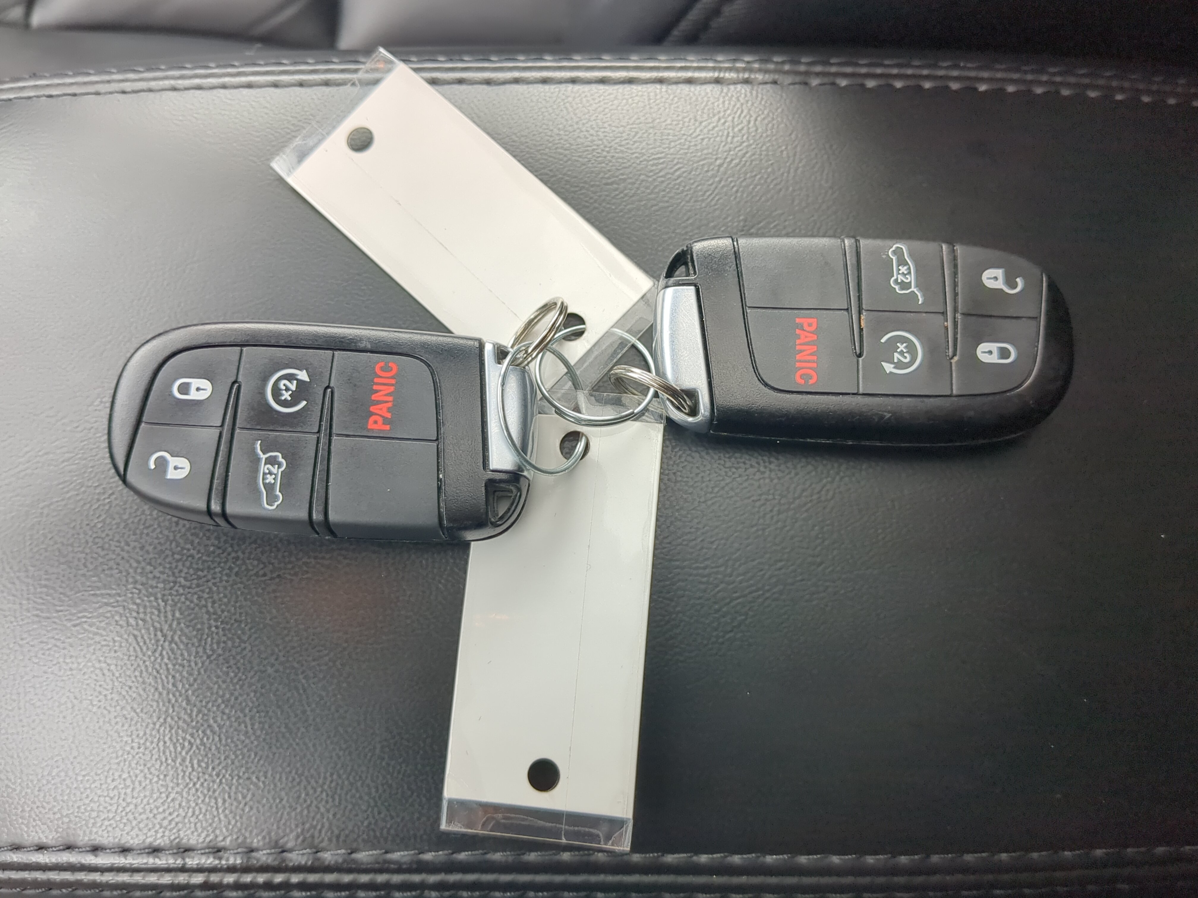 Used 2020 Jeep Grand Cherokee Limited AWD/4WD image 28