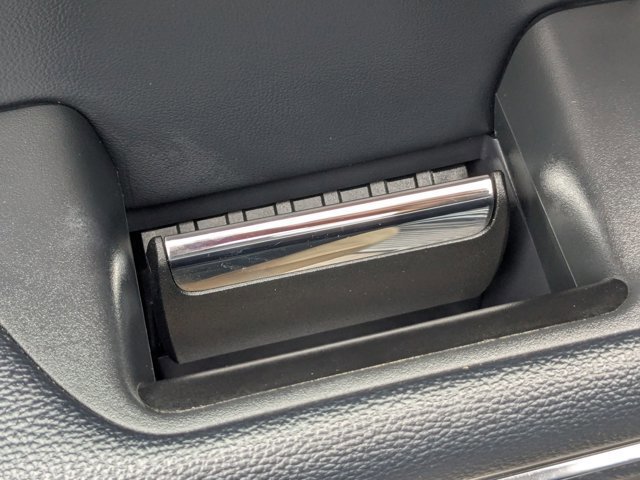 Certified 2024 Ford Expedition XLT image 15