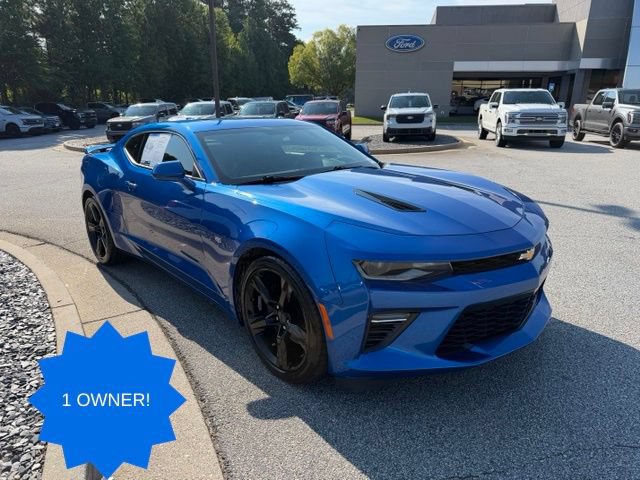 Used 2017 Chevrolet Camaro SS RWD image 2