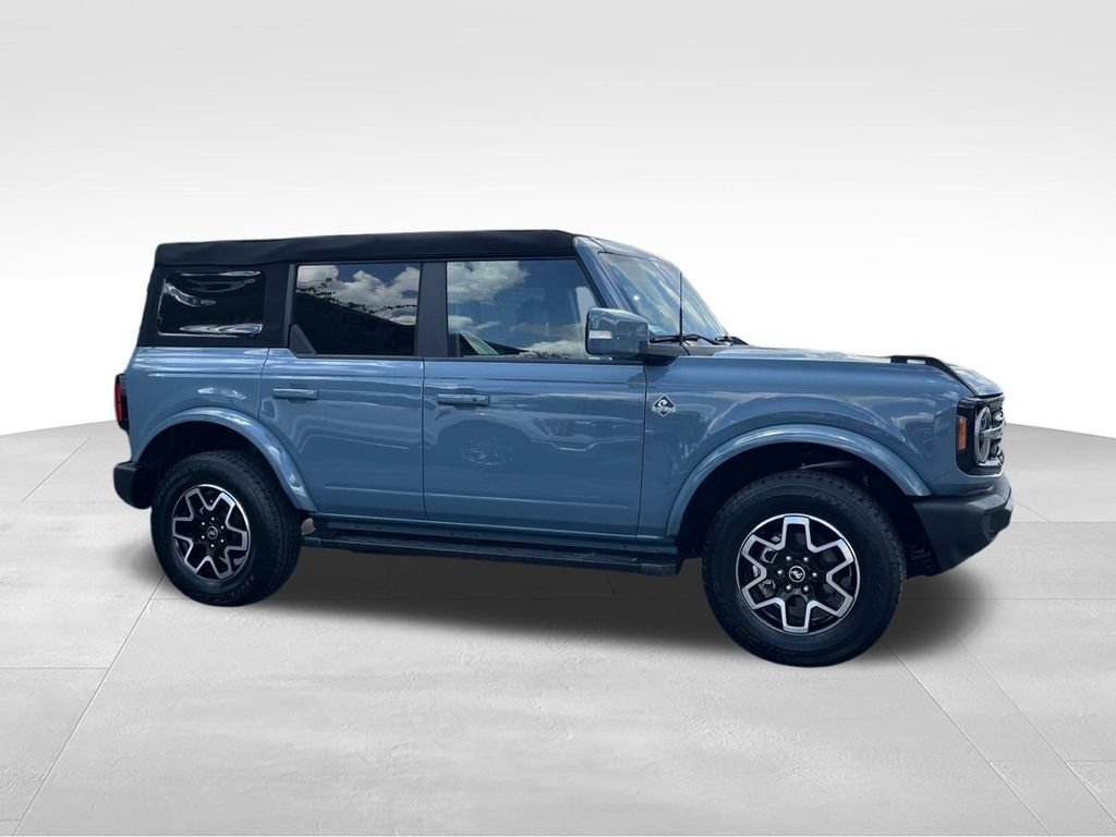 Certified 2023 Ford Bronco Outer Banks AWD/4WD image 2