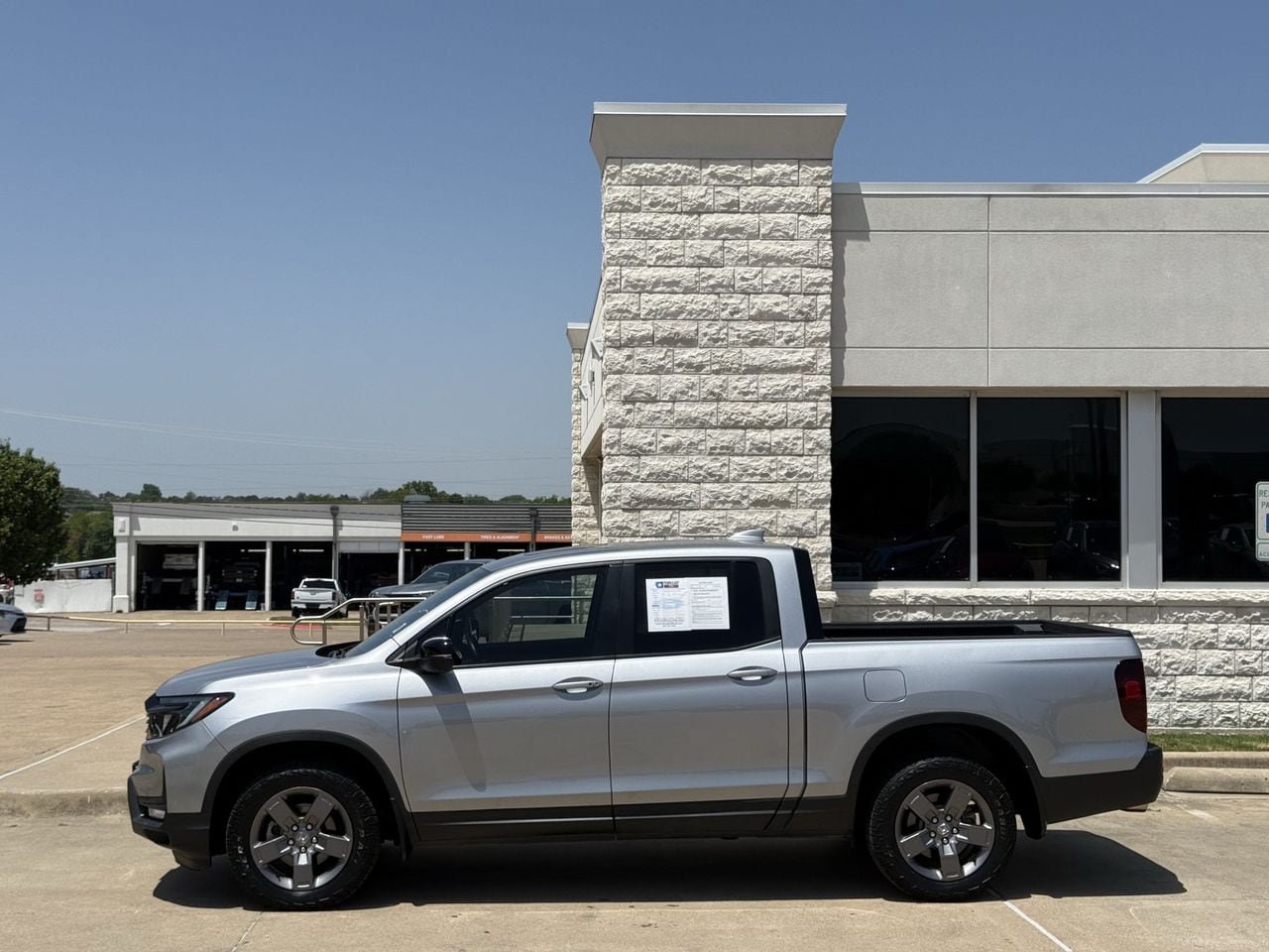 Used 2024 Honda Ridgeline TrailSport image 3