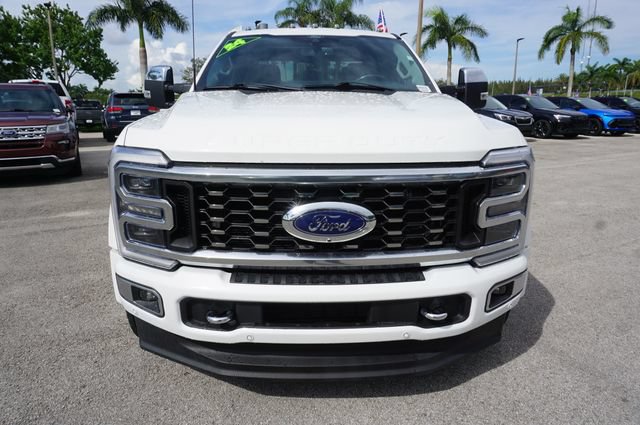 Certified 2024 Ford F450 Limited w/ FX4 Off-Road Package AWD/4WD image 51