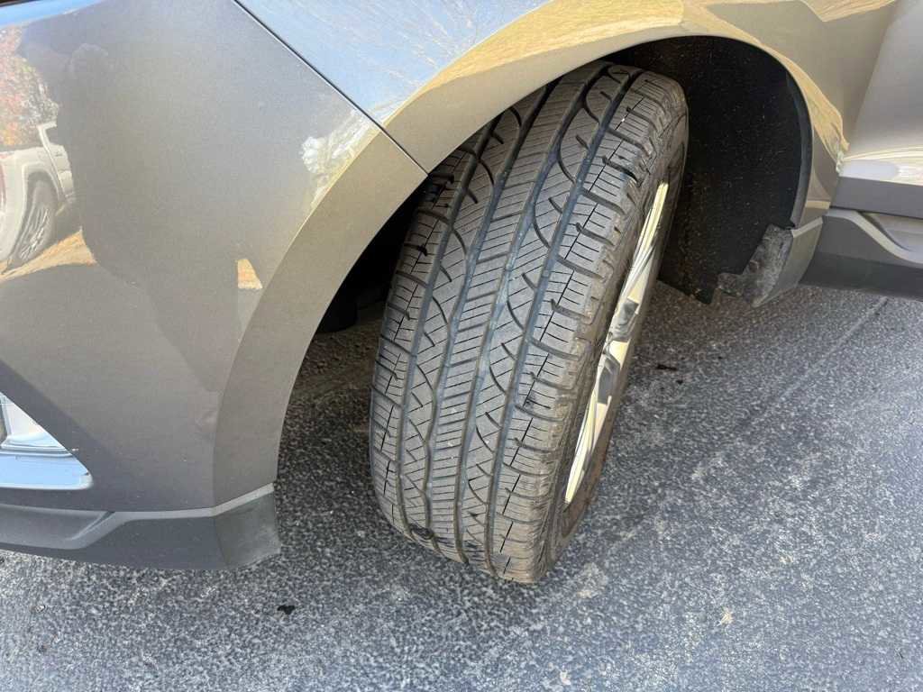 Certified 2024 Ford Edge Titanium image 30