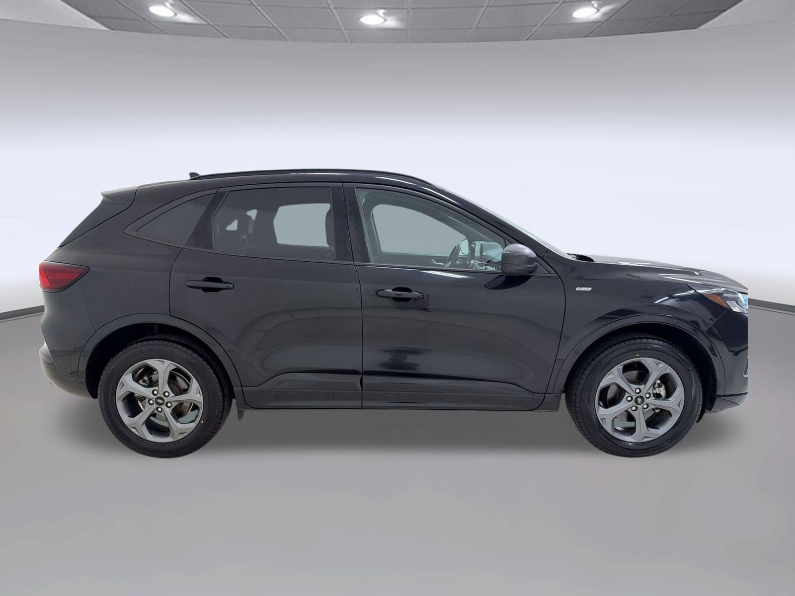 Certified 2024 Ford Escape ST-Line AWD/4WD image 8