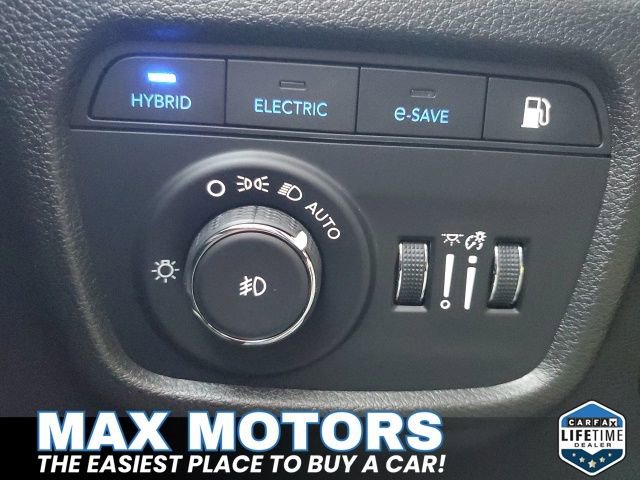 Used 2024 Jeep Grand Cherokee Limited 4xe image 32