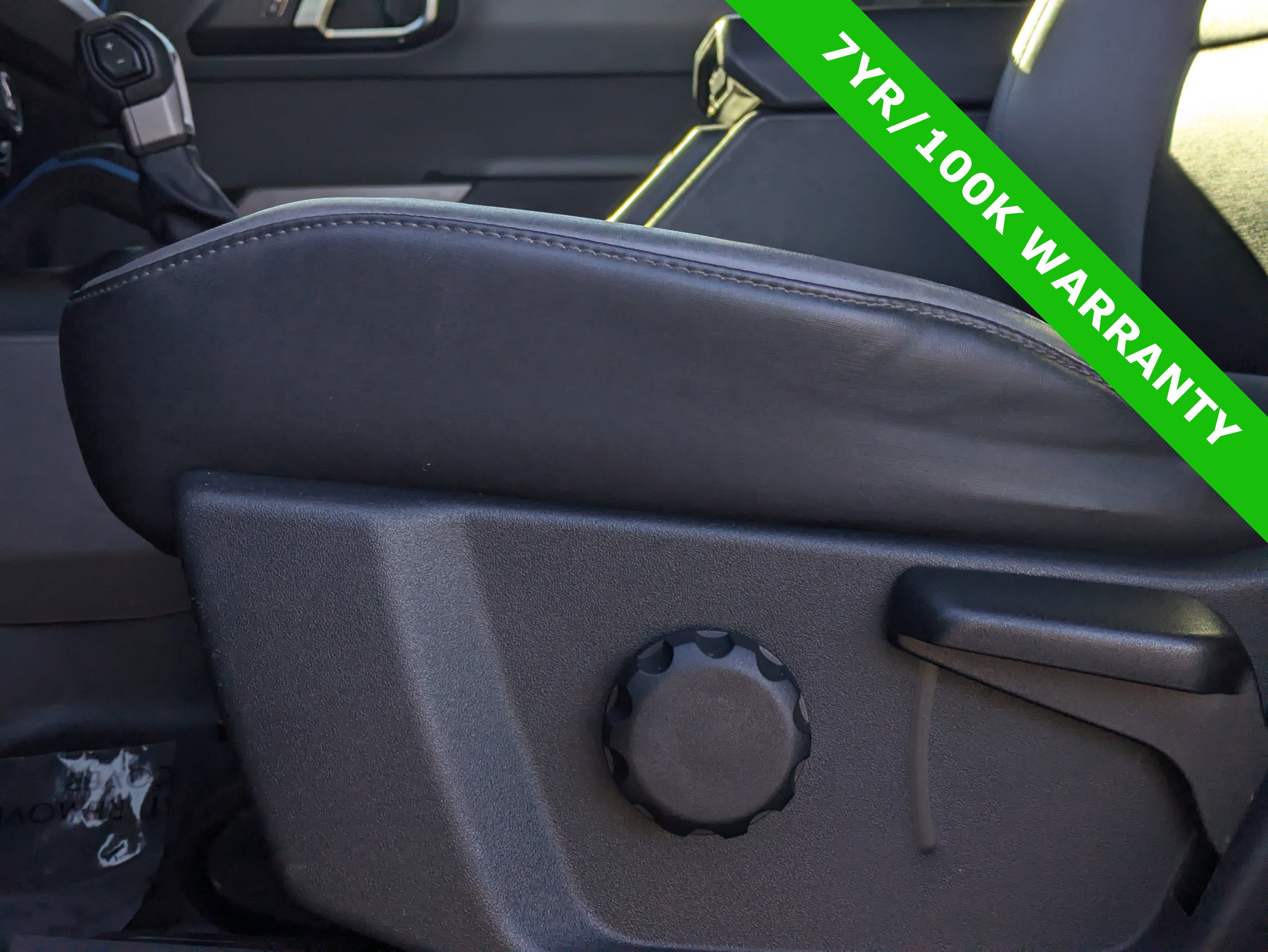 Certified 2021 Ford Bronco Black Diamond image 22