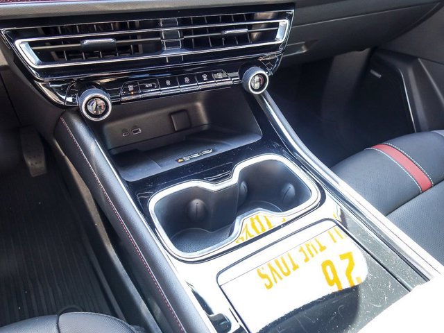 Used 2026 Chevrolet Traverse RS w/ LPO, Floor Liner Package AWD/4WD image 27