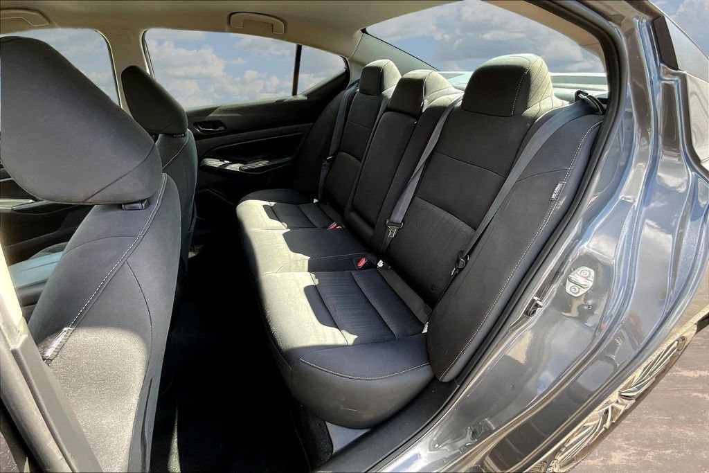 Used 2024 Nissan Altima 2.5 SV FWD image 23