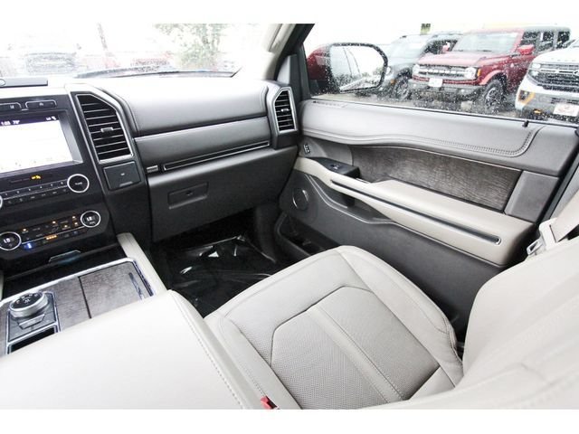 Certified 2019 Ford Expedition Limited w/ Equipment Group 301A RWD image 9