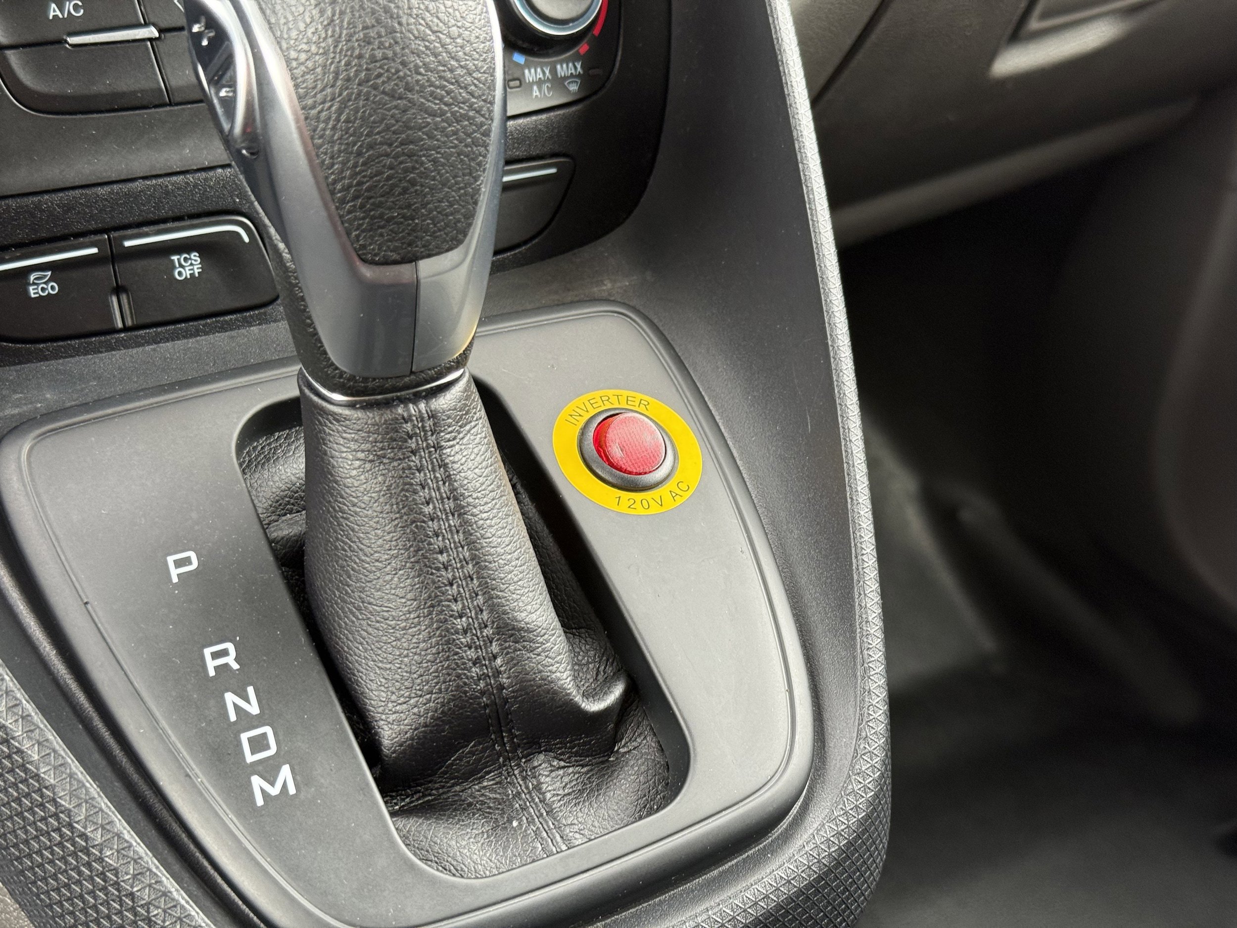 Certified 2020 Ford Transit Connect XL FWD image 25
