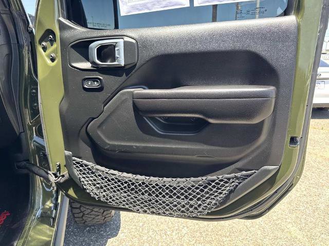 Used 2021 Jeep Gladiator Sport AWD/4WD image 29