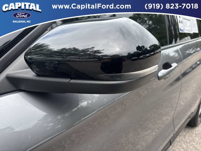 Certified 2025 Ford Explorer ST-Line w/ Premium Package RWD image 12
