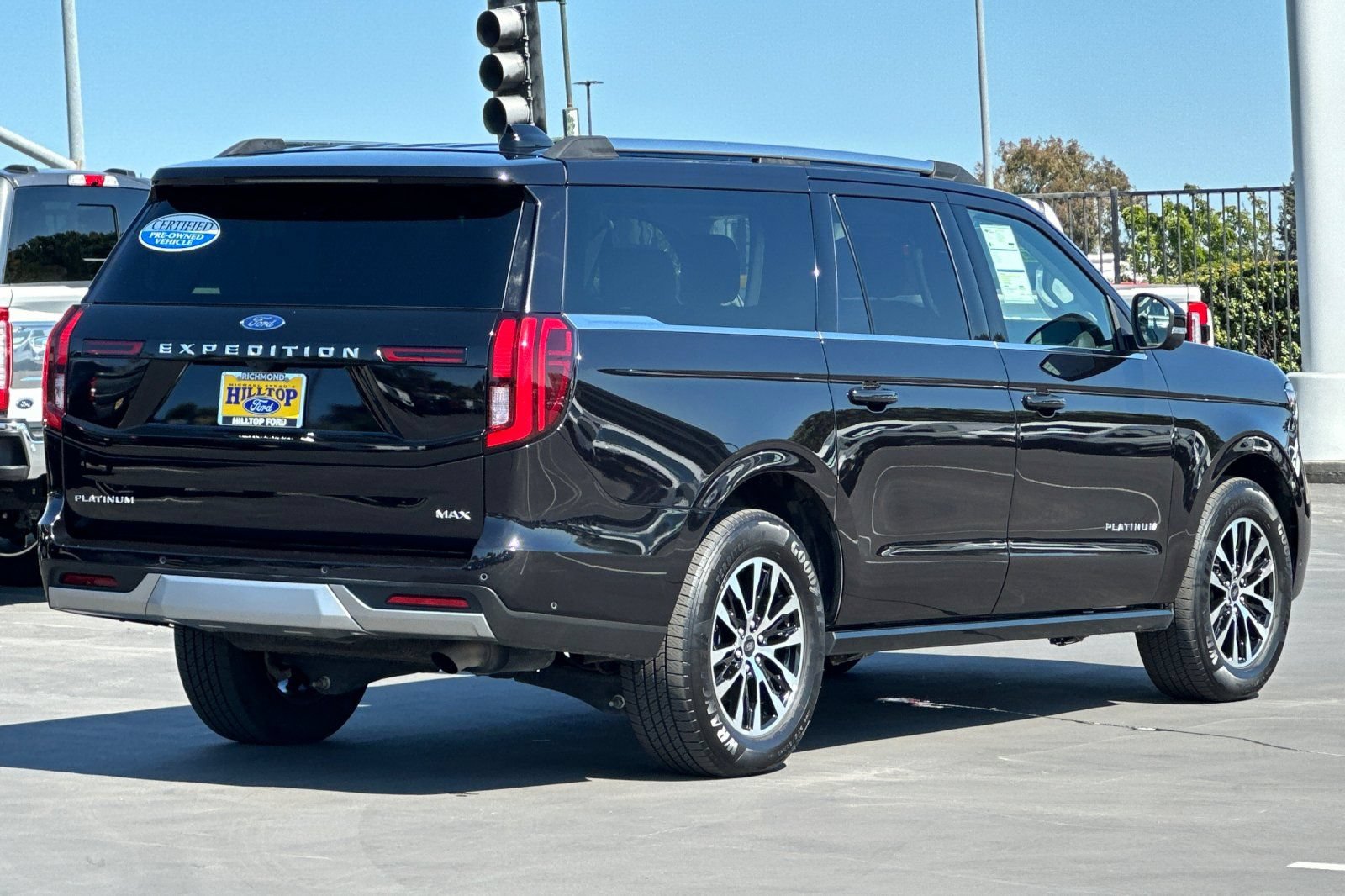 Certified 2025 Ford Expedition Max Platinum AWD/4WD image 5