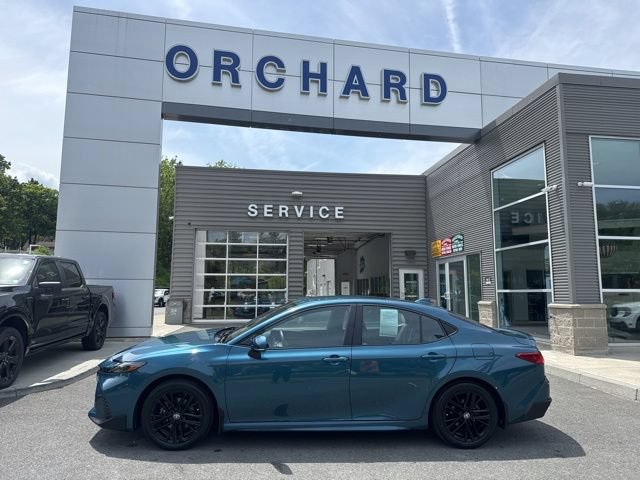 Used 2026 Toyota Camry SE w/ Convenience Package AWD/4WD image 2