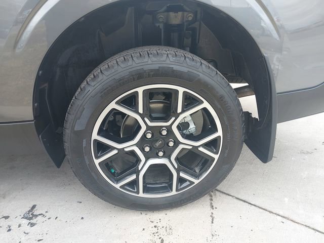 Certified 2025 Ford Maverick Lariat w/ 4K Tow Package image 31