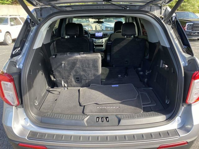 Certified 2023 Ford Explorer XLT w/ Equipment Group 202A image 12