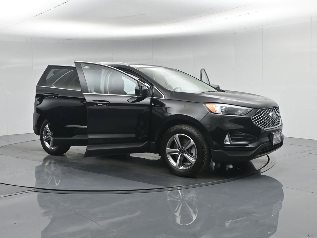 Certified 2024 Ford Edge SEL w/ Convenience Package AWD/4WD image 36