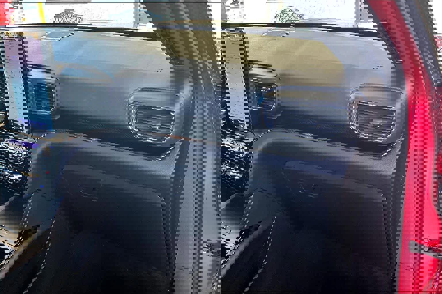 Certified 2023 Ford Explorer ST w/ Equipment Group 401A image 19