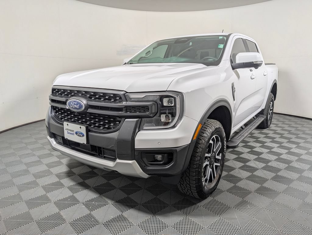 Certified 2025 Ford Ranger Lariat w/ FX4 Off-Road Package AWD/4WD image 4