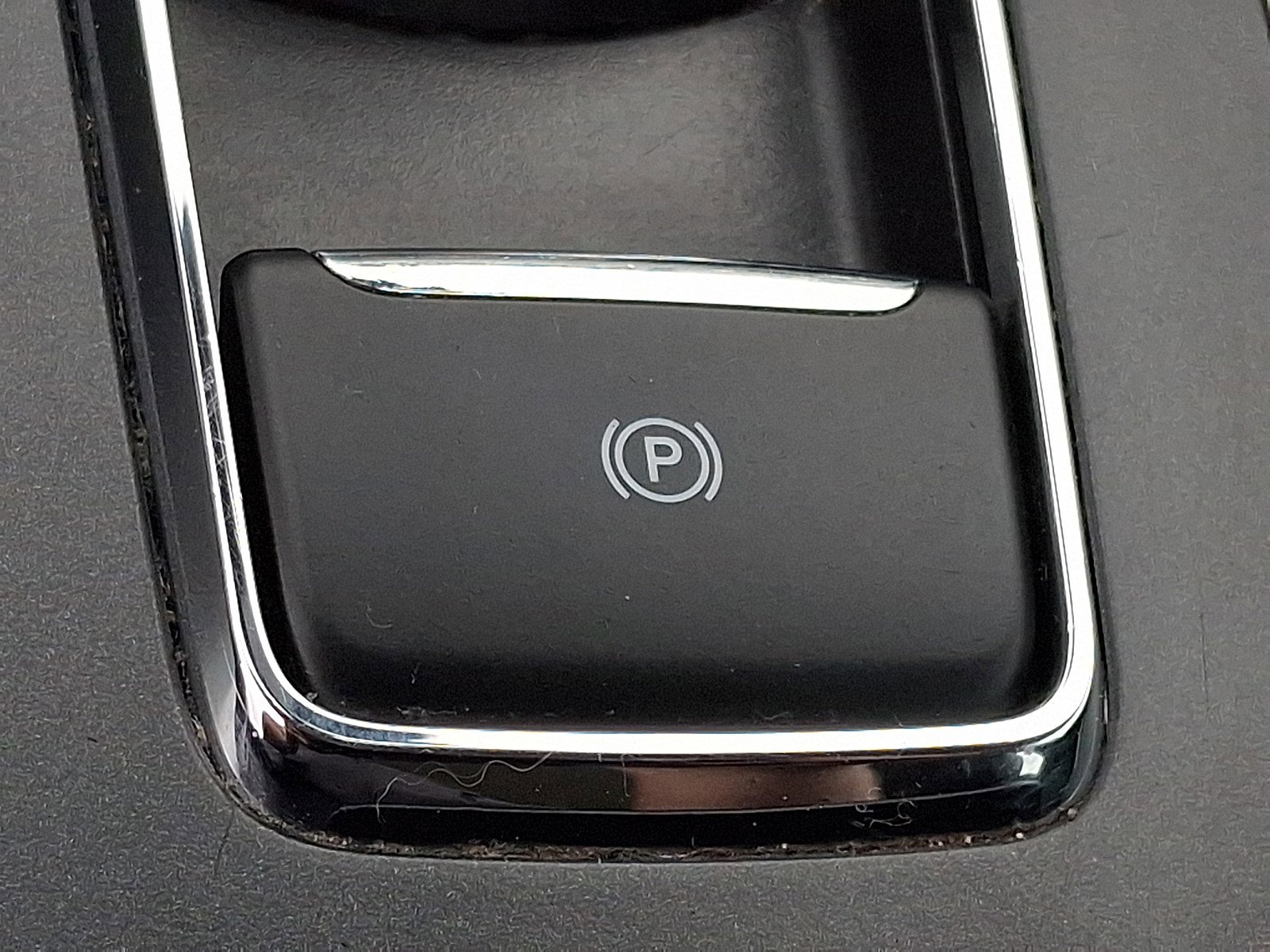 Certified 2020 Ford Fusion SE image 24