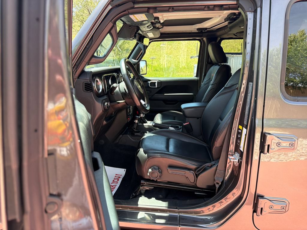 Used 2021 Jeep Wrangler Unlimited Rubicon AWD/4WD image 11